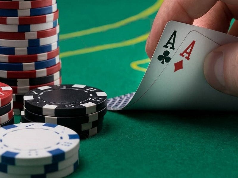 Bộ môn poker kịch tính