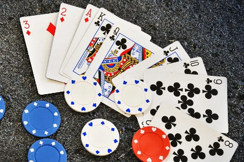 Luật chơi bài liêng chuẩn từ nhà cái Fun88
