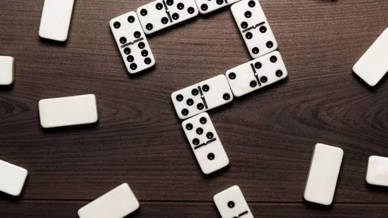 Kết hợp chơi đôi nhanh chóng trong cách chơi Domino